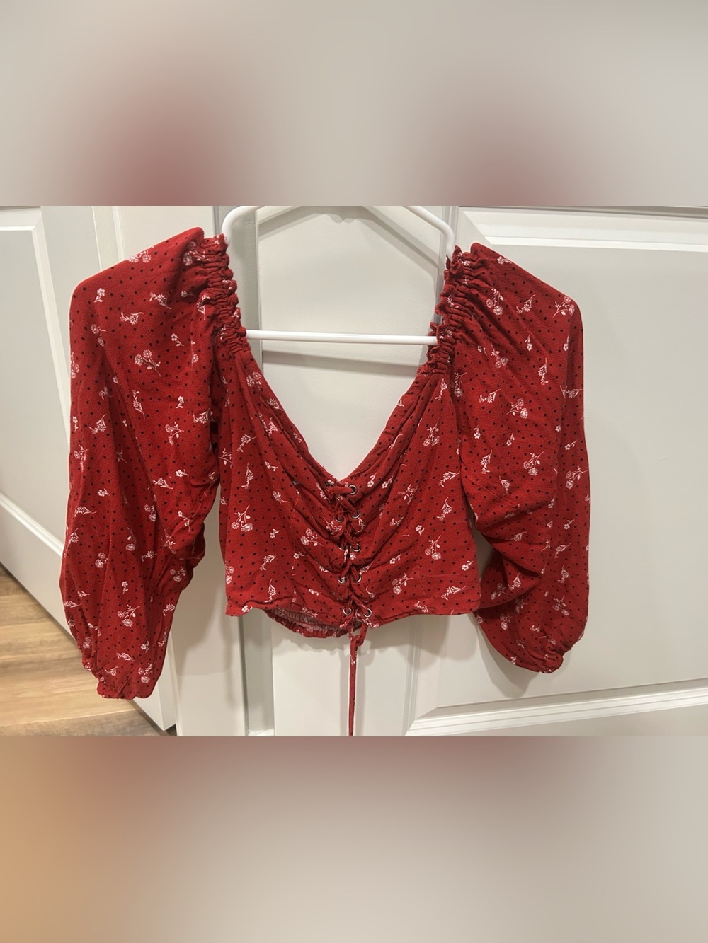 Aeropostale Red Floral Lace-Up Crop Top
